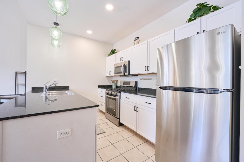 Building Photo - 5 N Wabash Ave