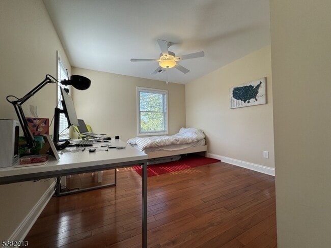 Building Photo - 4 Alma Ave