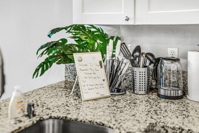 Building Photo - 2702 E 33rd St