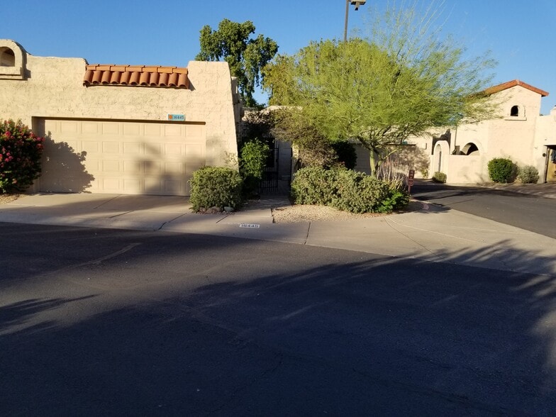 Building Photo - 16445 N 29th Dr