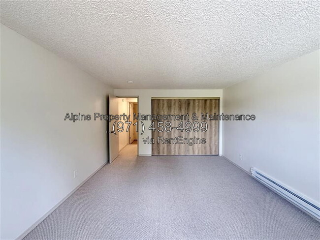 Building Photo - 6457 SW 192nd Ave