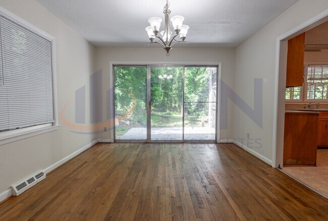 Building Photo - 6-Bedroom Home with Finished Basement