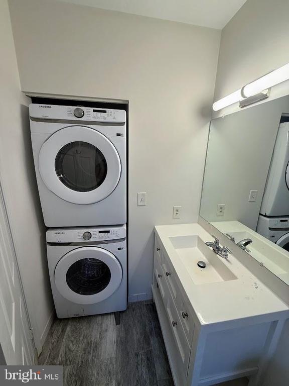 Building Photo - 1843 Mintwood Pl NW