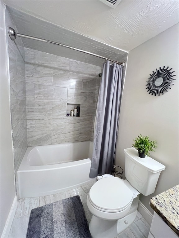 Building Photo - 42 Evergreen Cir