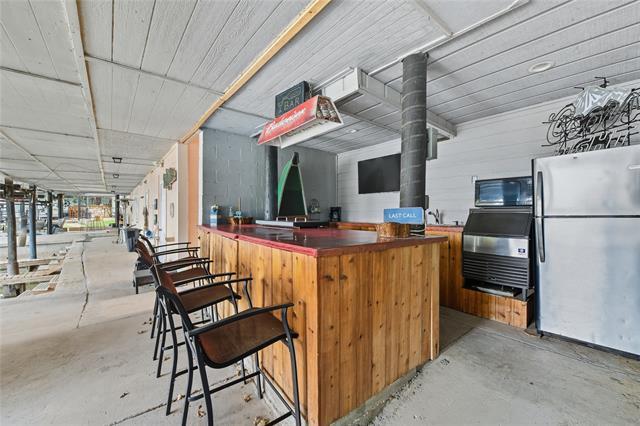 Building Photo - 644 Harbor Dr