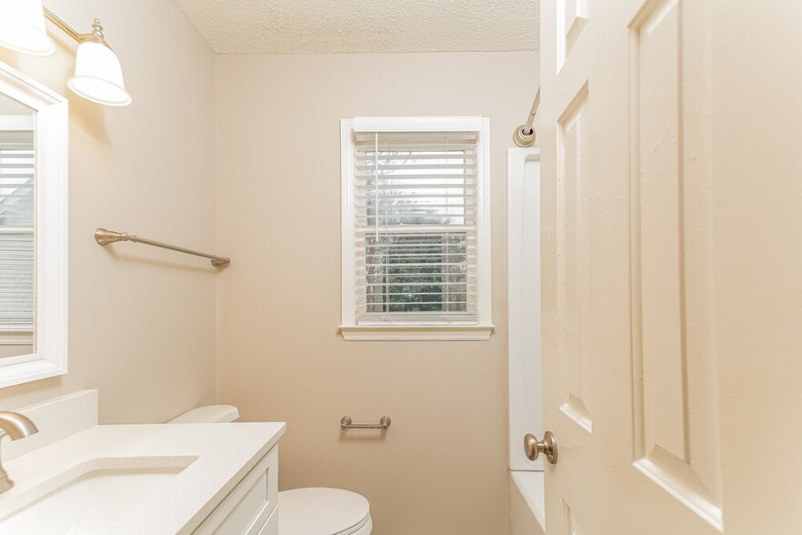 Building Photo - 3612 Iron Sight Ct