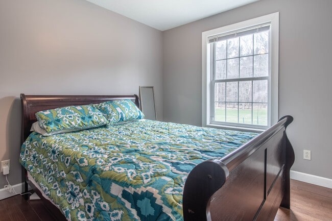 Building Photo - 29573 Maple St