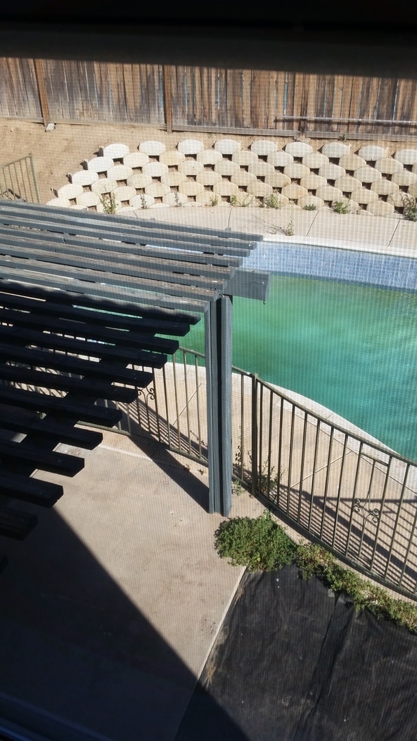 Building Photo - POOL FOR THE SUMMER! SPACIOUS 4 BEDROOM 3 BATH EAGLE RANCH HOME