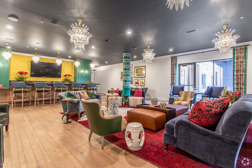 Primary Photo - Luxury Living in the Short North!