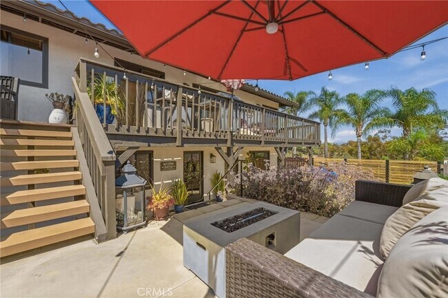 Building Photo - 234 Spanish Spur