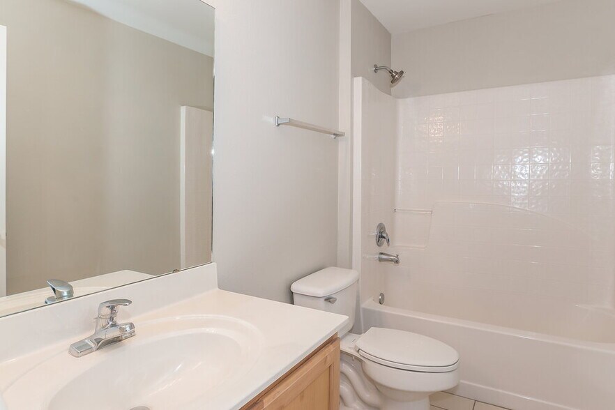 Building Photo - 3487 Hickory Landing Ct