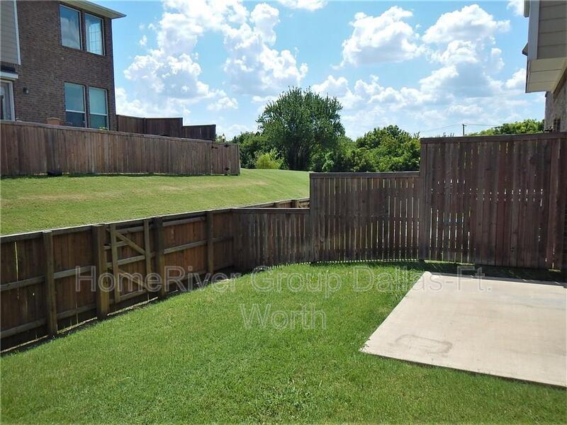 Building Photo - 4666 Penelope Ln