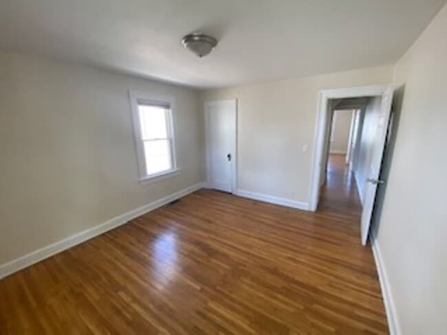 Building Photo - 2535 Deming Ave