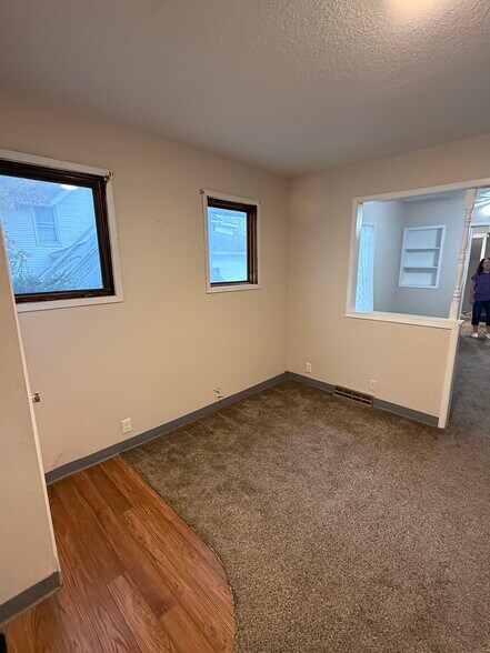Building Photo - 1417 Clay St
