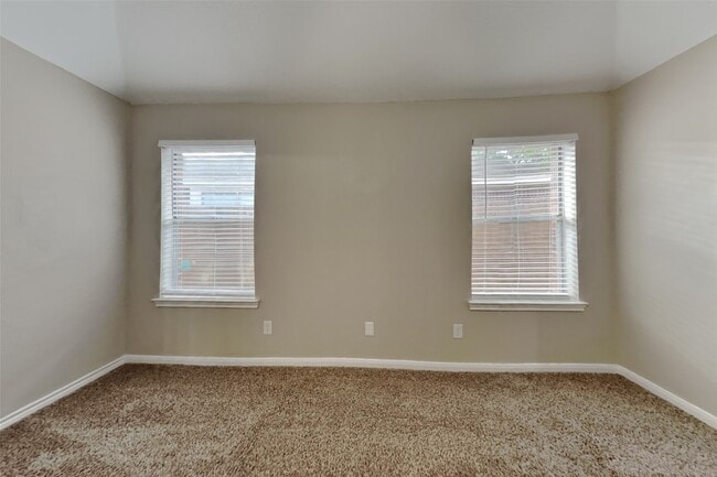 Building Photo - 22819 Williamschase Dr