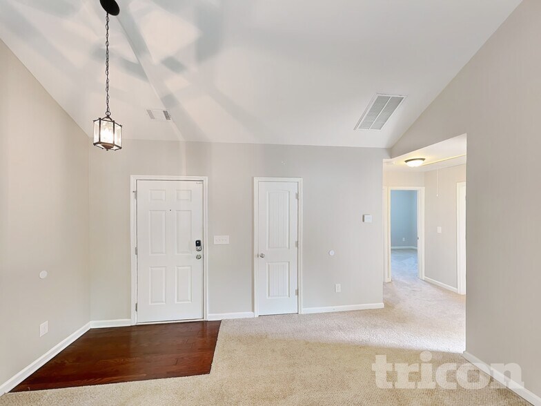 Building Photo - 94 Jackson Farms Dr