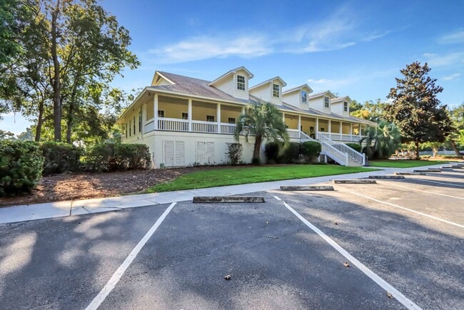 Building Photo - 3 Bed/2 Bath in Deep Water Community