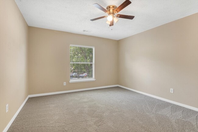 Building Photo - 5635 Sage Manor Dr