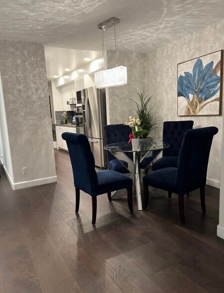 Building Photo - 1817 Selby Ave