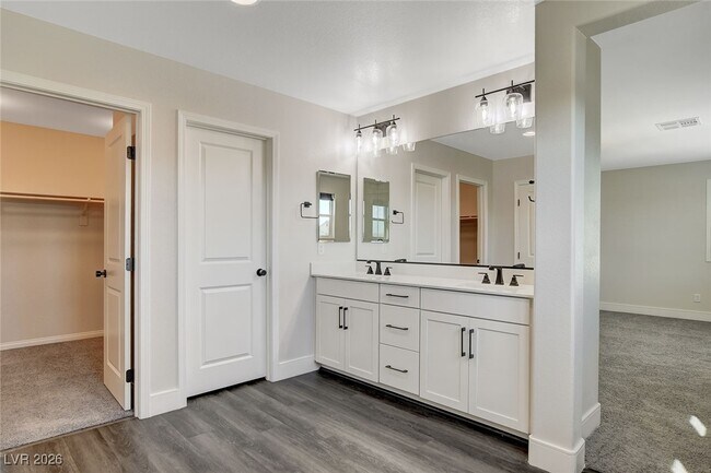 Building Photo - 4111 Enchanting Sky Ave