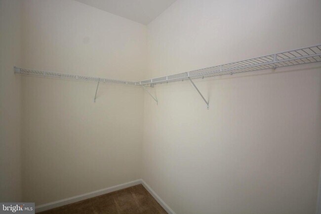 Building Photo - 5942 Leben Dr
