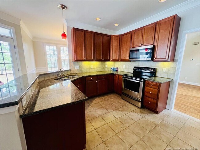 Building Photo - 96 Lamplighter Way