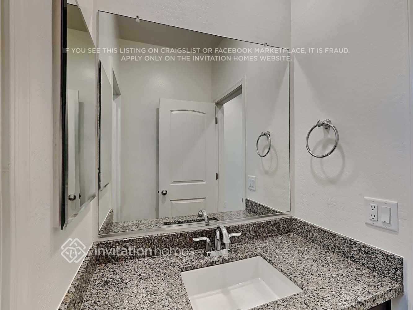 Building Photo - 17169 W Diana Ave