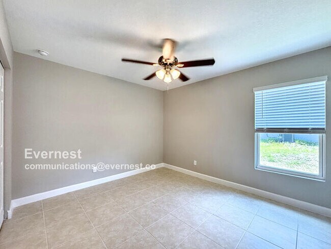 Building Photo - 236 Wilmette Ave SW