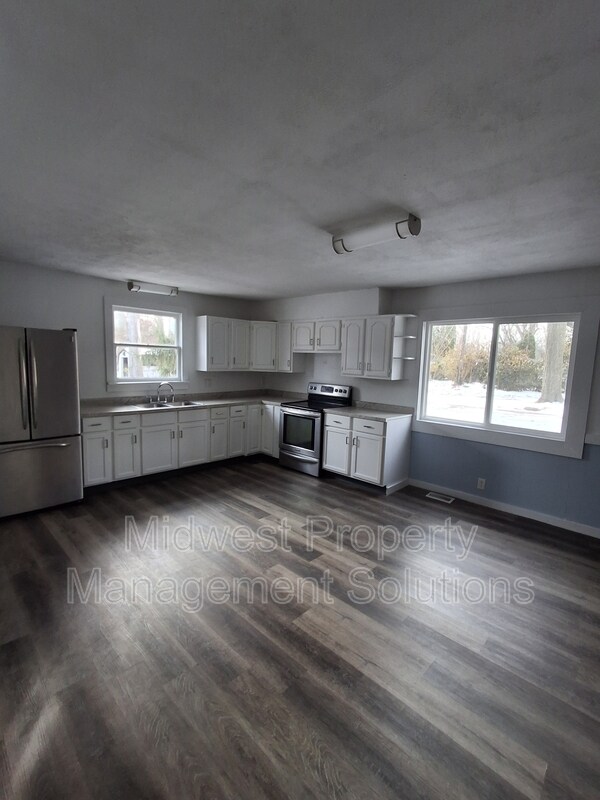 Building Photo - 833 Indiana Ave