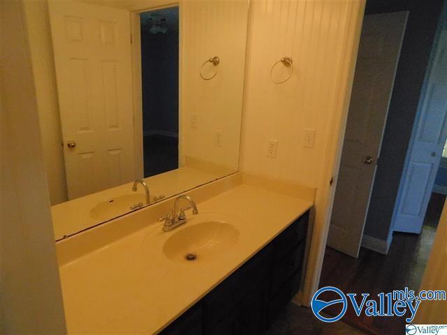 Building Photo - 176 Water Oak Dr