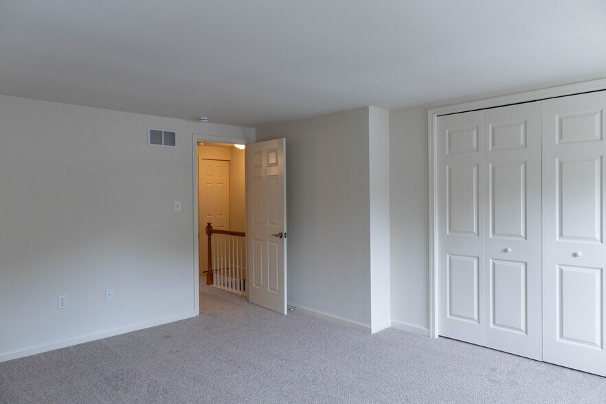 Building Photo - 50 Ramsgate Ln