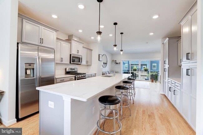 Building Photo - 4418 Fair Lakes Ct