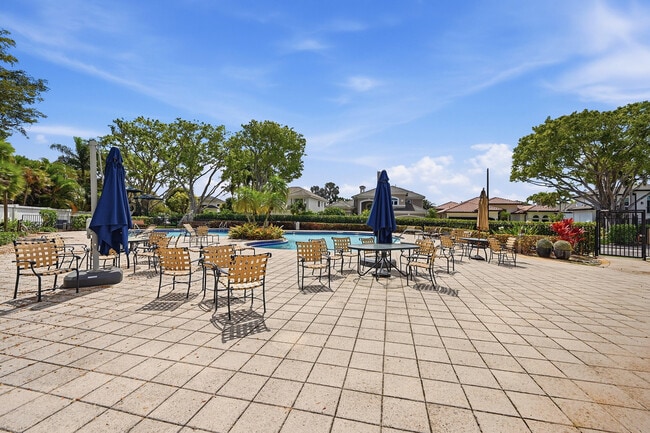 Building Photo - 5006 NW 24th Cir