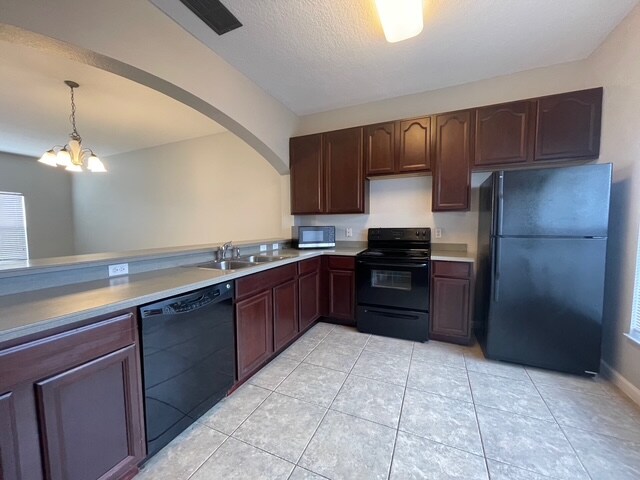 Building Photo - 927 Spring Harvest Ct