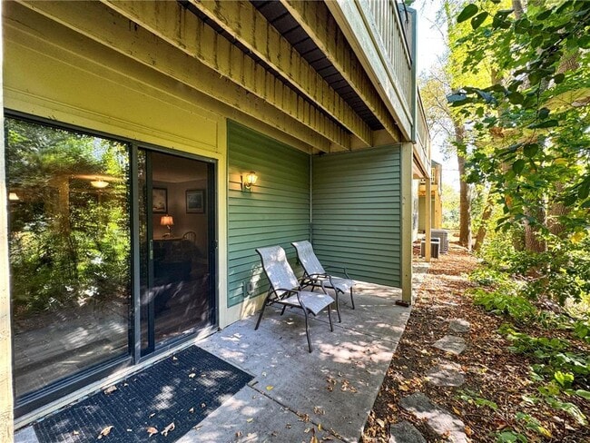 Building Photo - 15565 26th Ave N