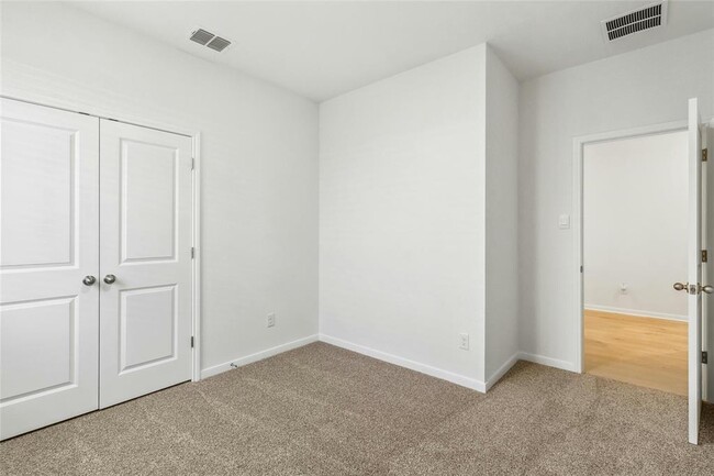 Building Photo - 475 Brooks Ranch Dr