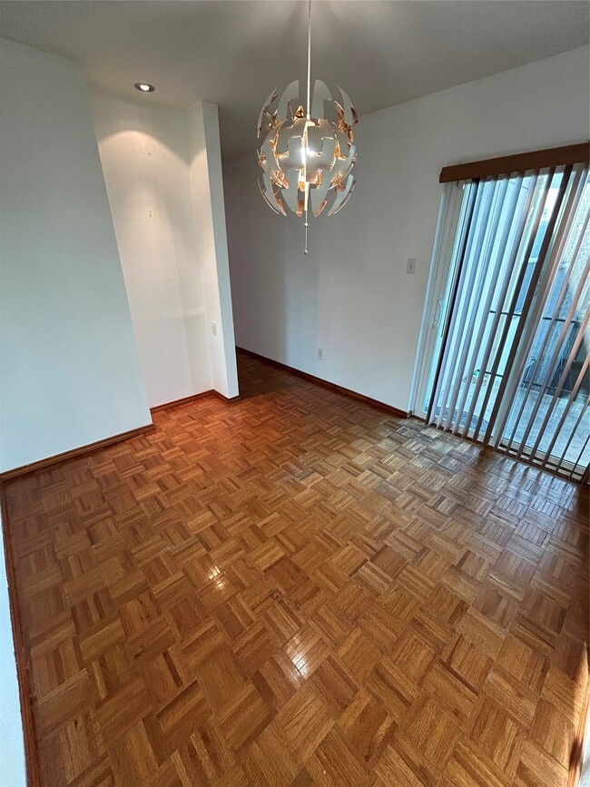 Building Photo - 5550 N Braeswood Blvd