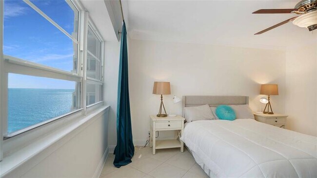 Building Photo - 3430 Galt Ocean Dr