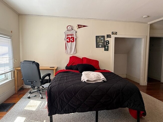 Building Photo - 12 Braemore Rd