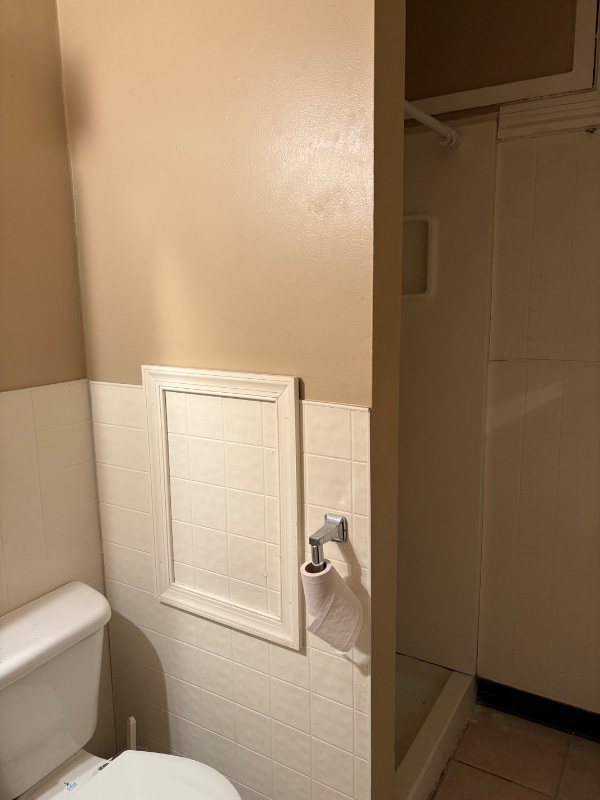 Building Photo - 164 Chestnut St