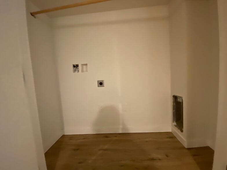 Building Photo - 10448 2nd Ave SW