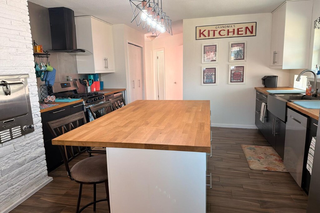 Building Photo - 809 NW 9th St