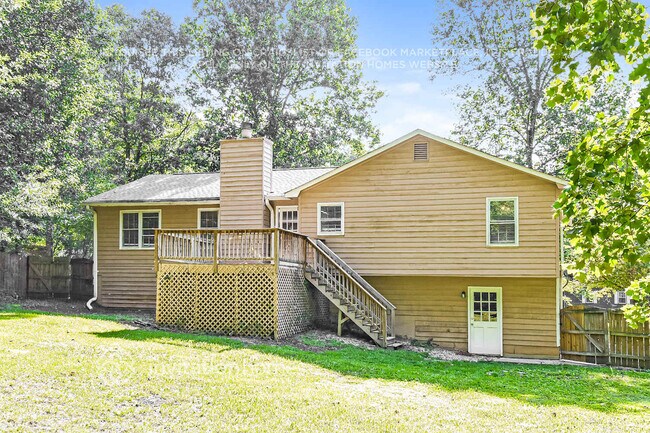 Building Photo - 2433 Westland Way