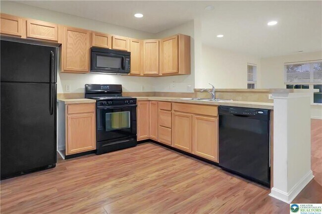 Building Photo - 8408 Saylor Ct