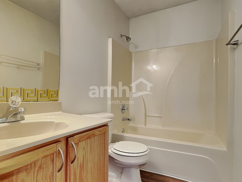 Building Photo - 1114 Green Fern Cv