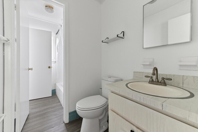 Building Photo - 12467 Westhampton Cir