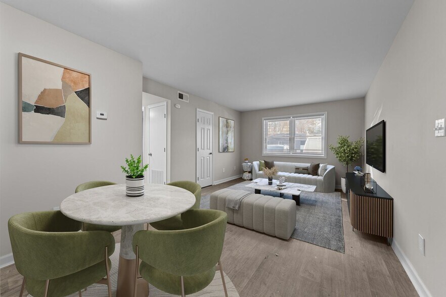 Interior Photo - Creekside at Kennedy Mill