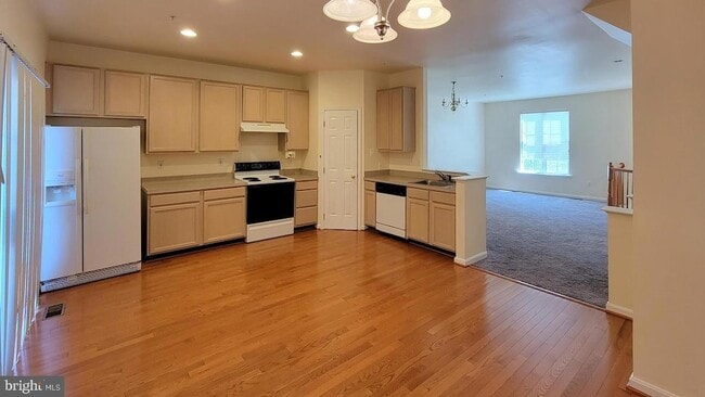 Building Photo - 4158 Brown Bark Cir