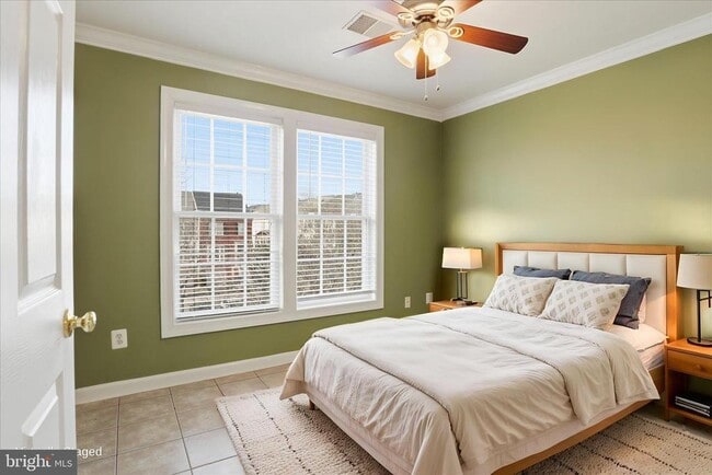 Building Photo - 25559 Fretton Square