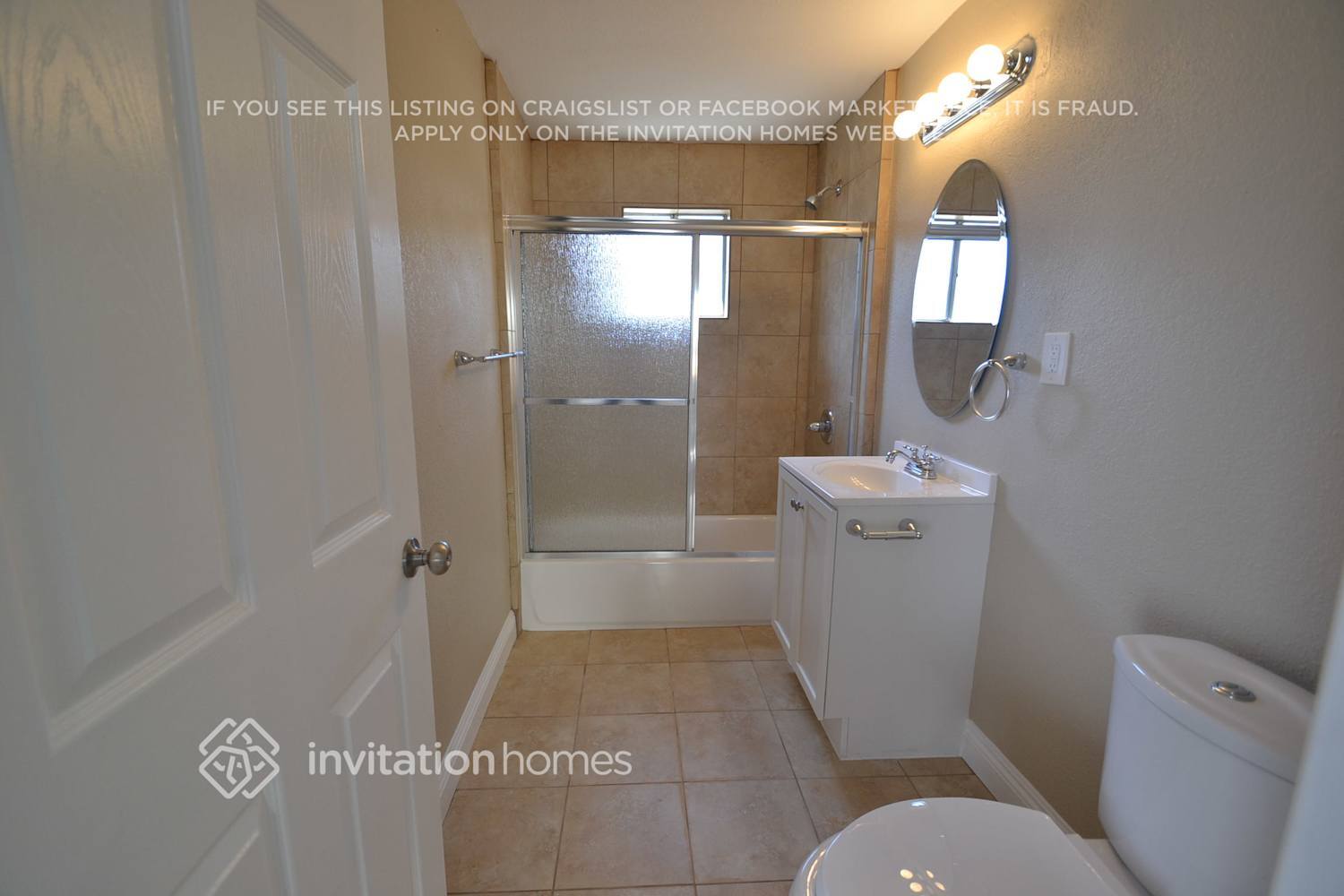 Building Photo - 1440 E 52nd St